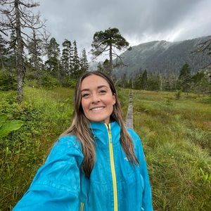 Meet your Posher, Jennie